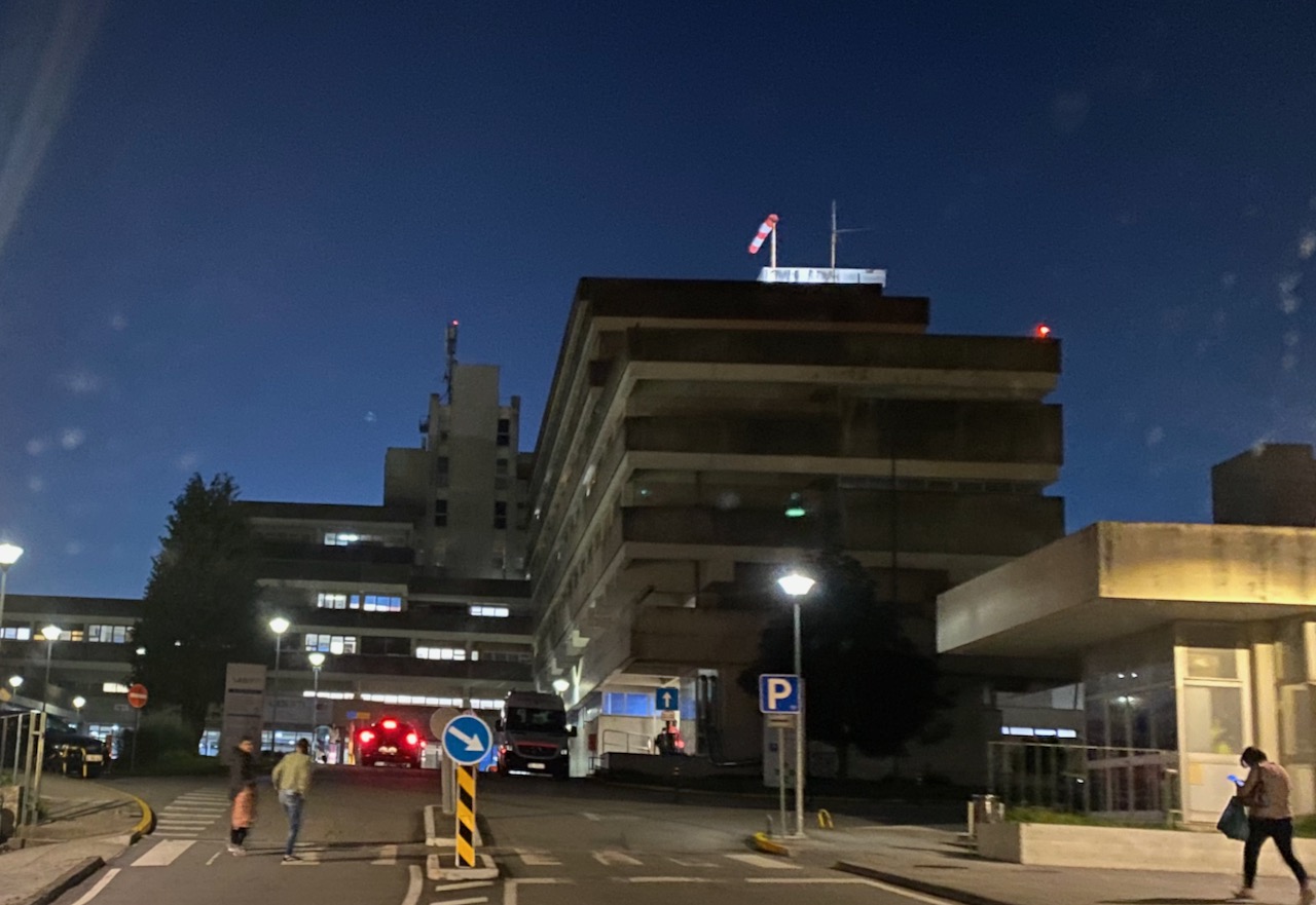 Duas diretoras do hospital de Viana demitem-se