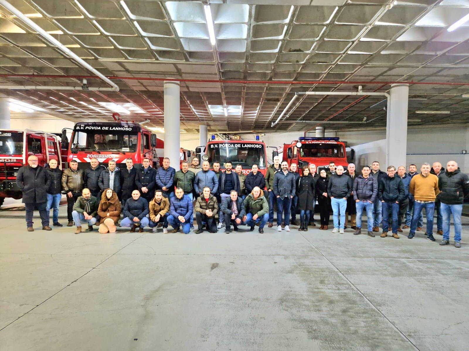Comandantes dos bombeiros do distrito de Braga “a uma só voz” na Póvoa de Lanhoso