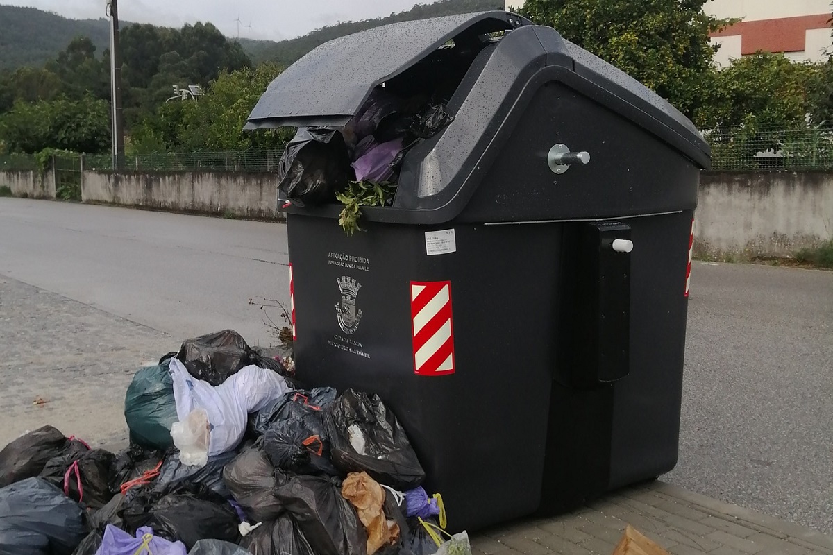 Recolha de lixo suspensa durante a Páscoa em Viana do Castelo
