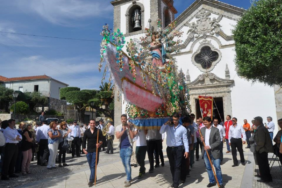 Cardielos! Siga a Farra abre Festas em Honra da Nossa Senhora do Amparo