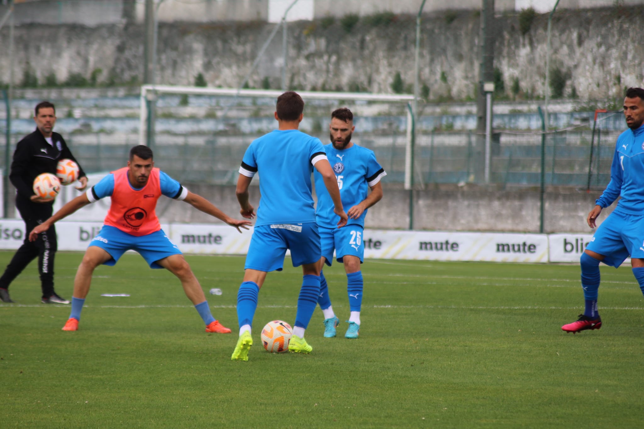 SC Vianense consegue vitória importante frente ao SC Salgueiros na fase de acesso à Liga 3