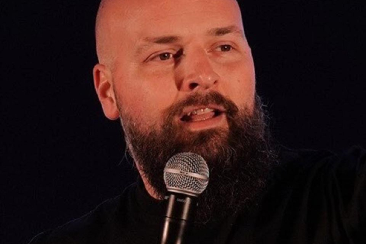 Comediante vianense e colaborador da Rádio Alto Minho FM atua no MEO Marés Vivas