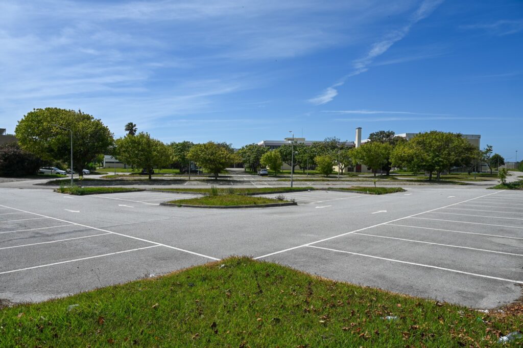 Há muitos lugares de estacionamento durante a Romaria! Saiba onde encontrá-los