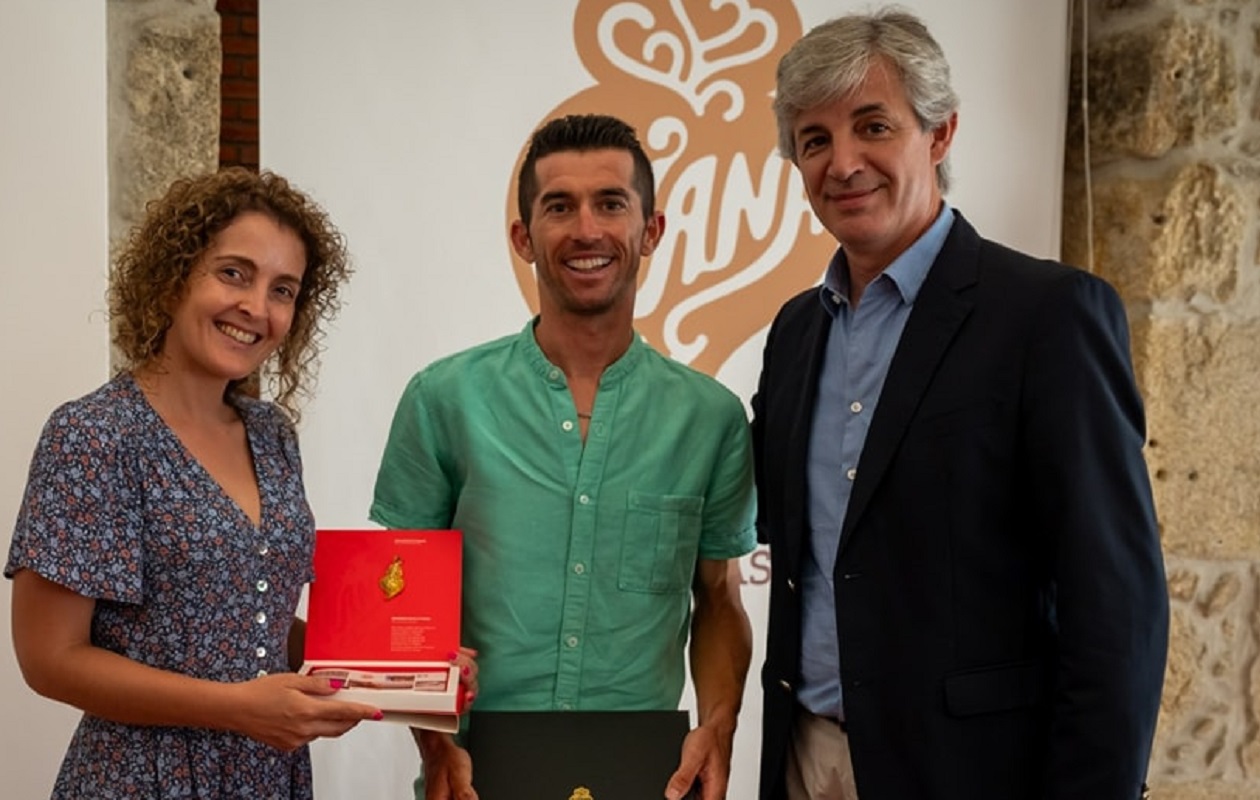 César Fonte é recebido na Câmara após conquistar a Camisola da Montanha