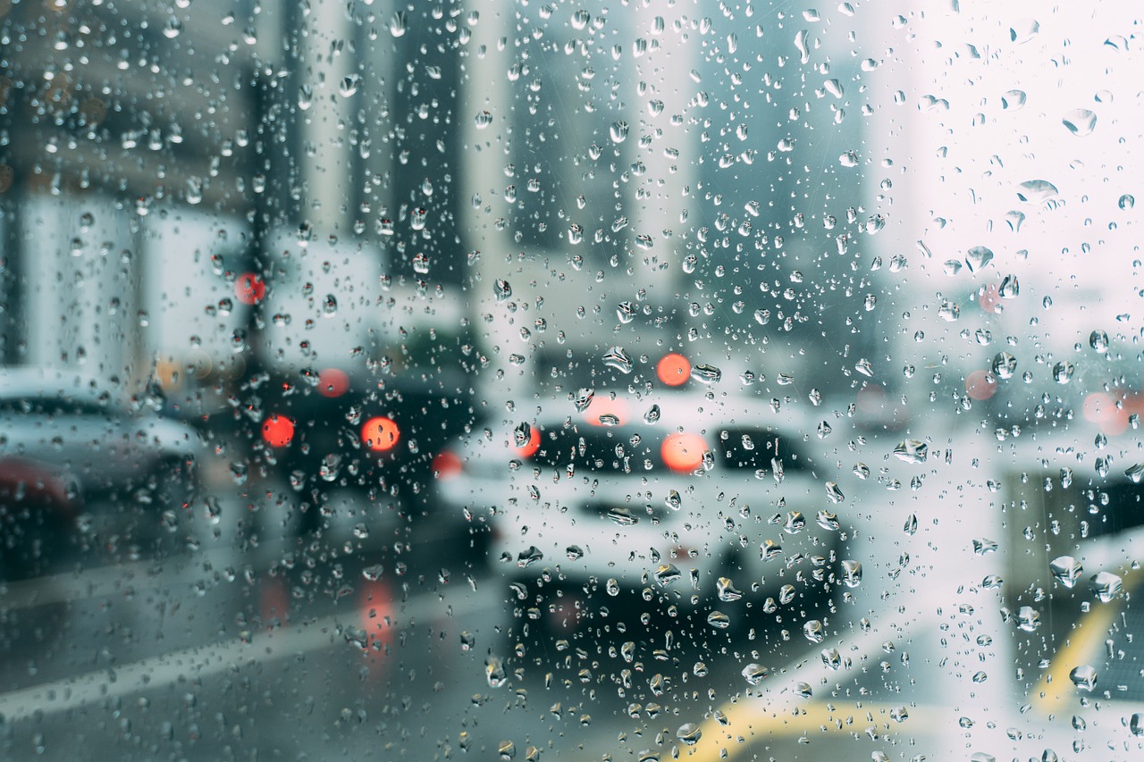 Novembro termina com chuva e temperaturas mais amenas