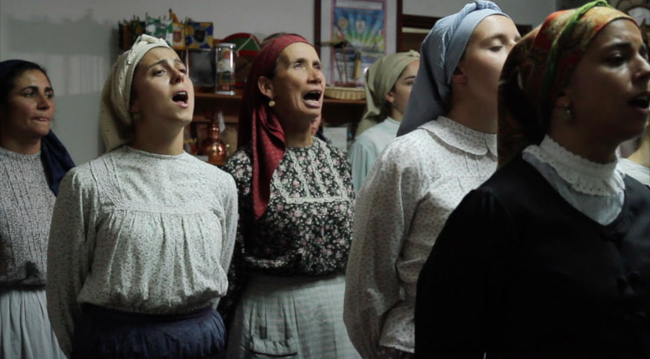 Associação de Grupos Folclóricos quer pôr Viana a Cantar