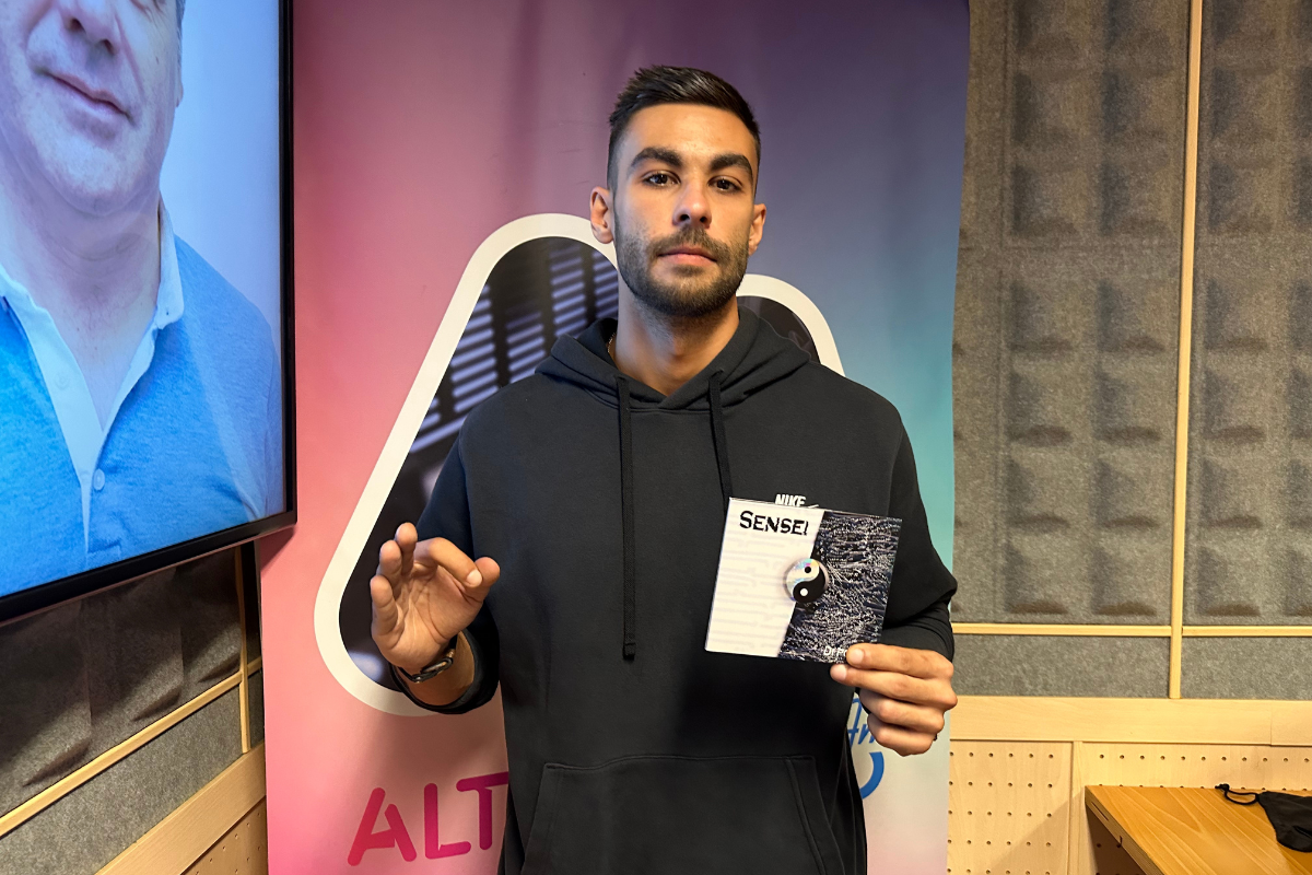 Di Ponti apresenta álbum Sensei