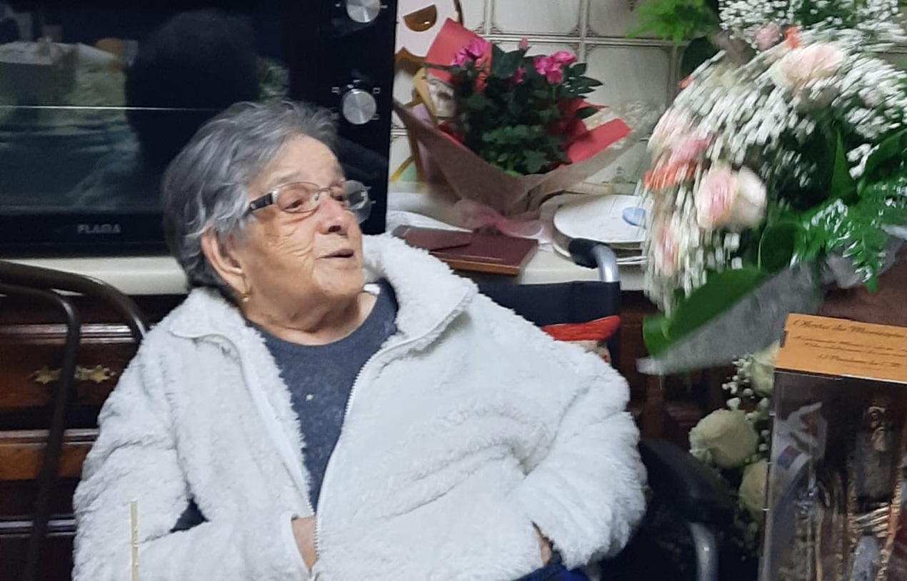 ´Dona` Celeste completou 100 anos e recebeu visita especial