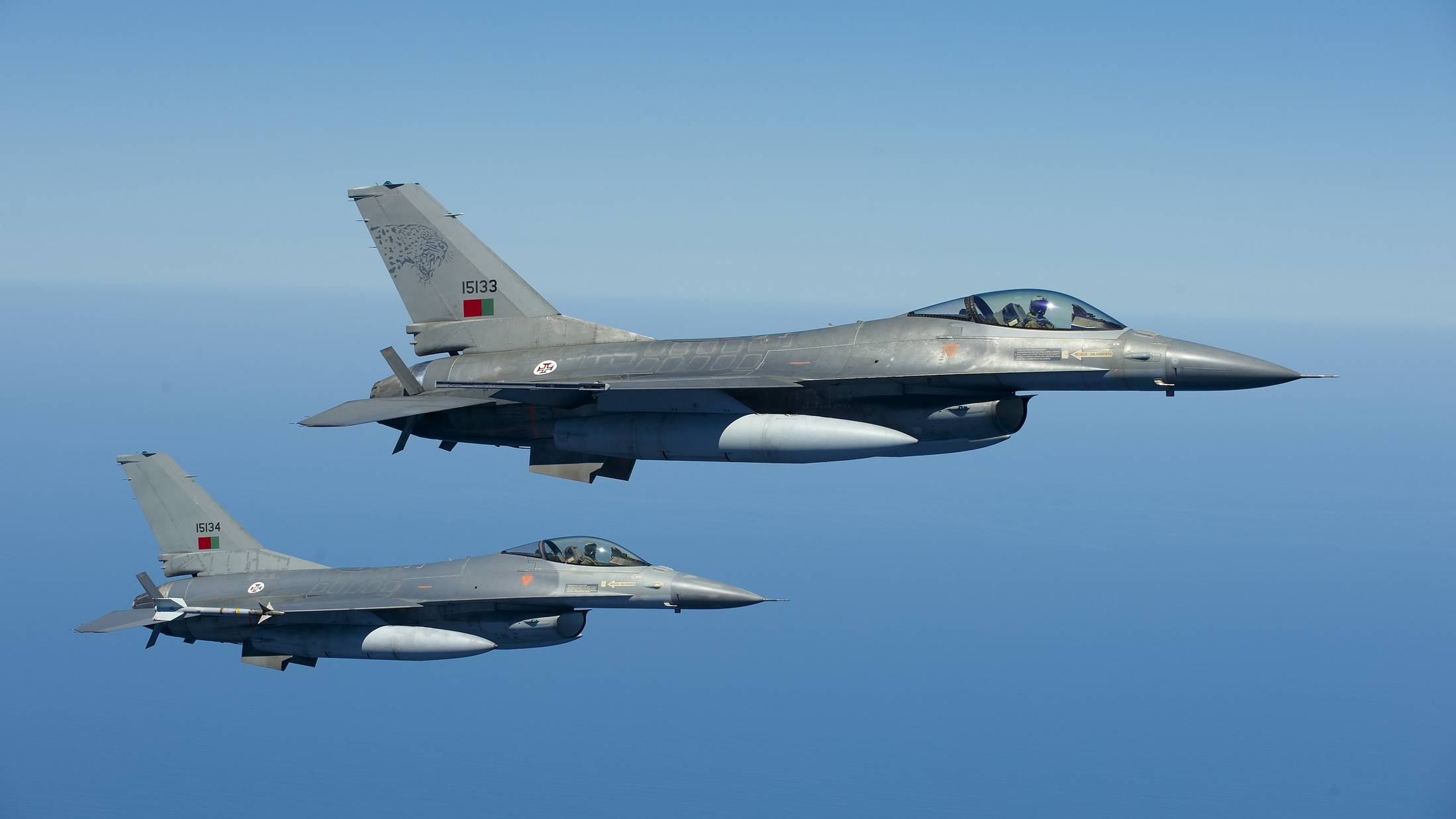 Aviões da Força Aérea vão sobrevoar Viana do Castelo para desejar bom Ano Novo
