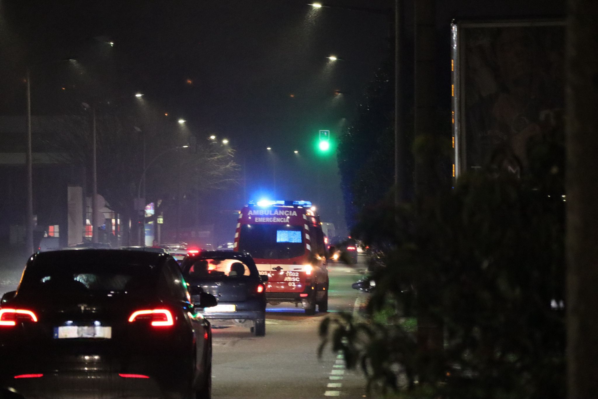Colisão junto ao Liceu de Viana provoca um ferido