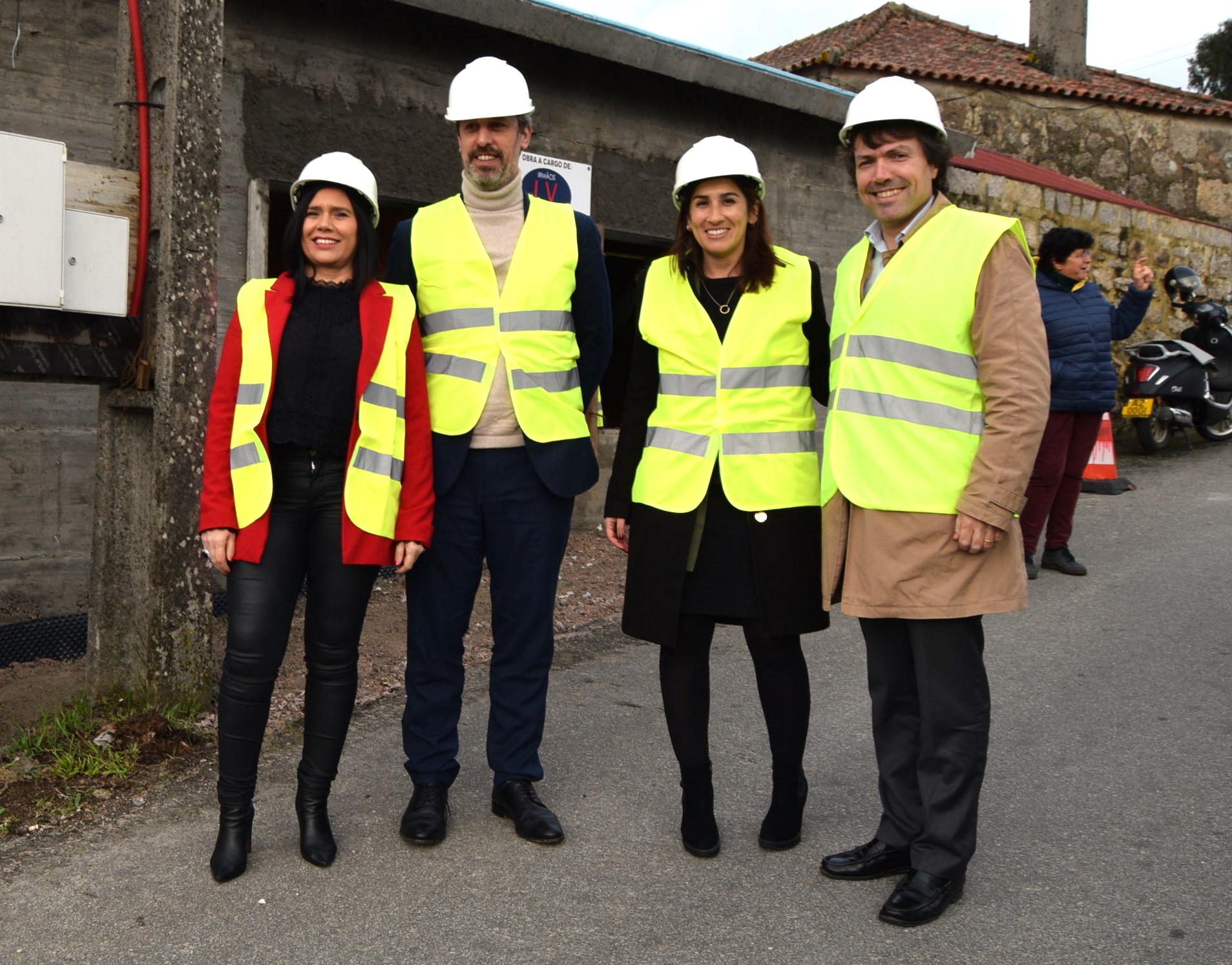 Ministra da Habitação visita futuro Centro de Alojamento Temporário em Monção