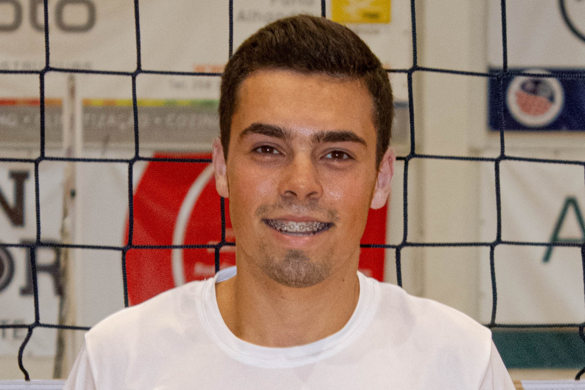 Atleta do Voleibol Clube de Viana chamado à Seleção Nacional Sub-20