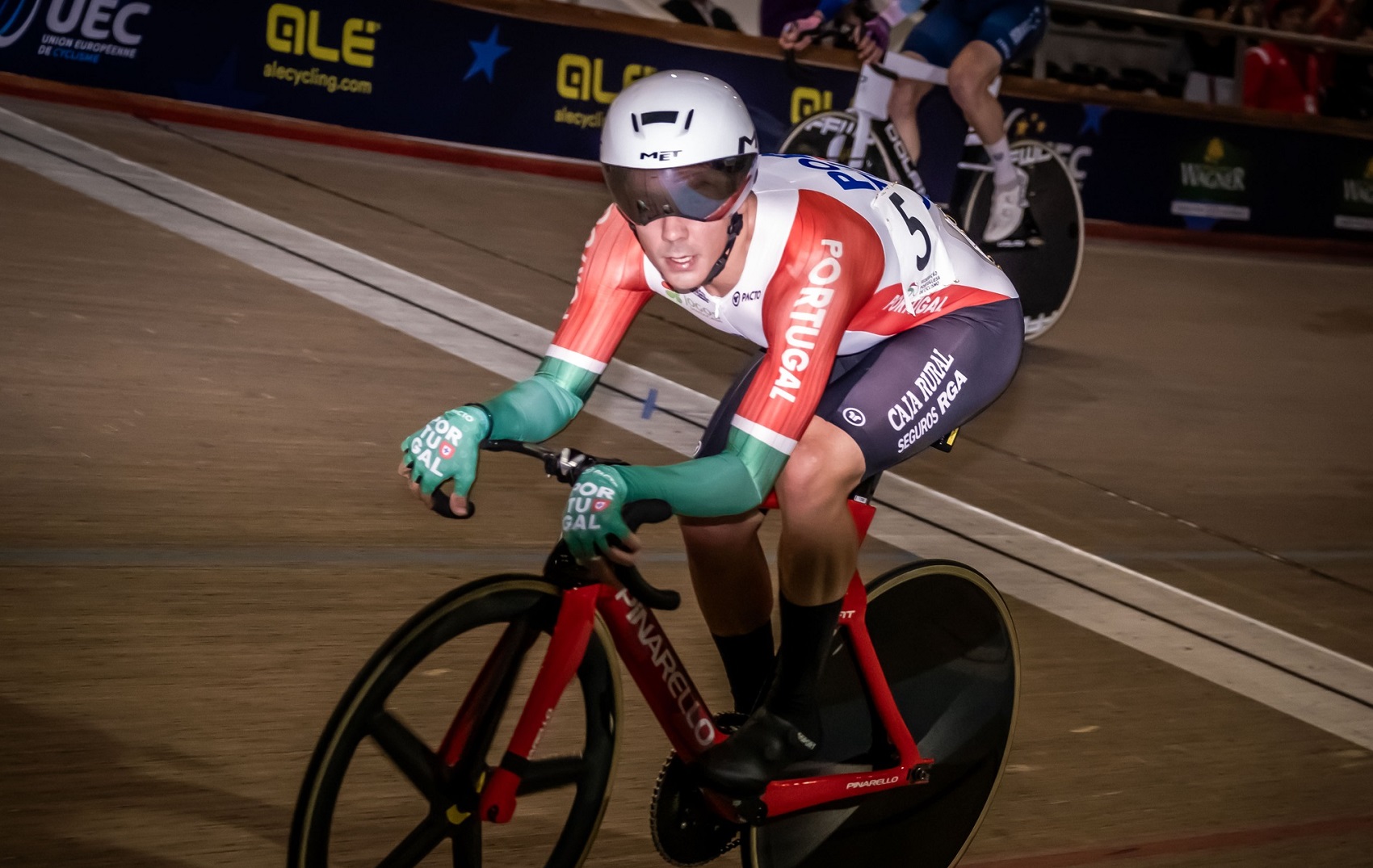 Histórico! Vianense Iúri Leitão sagra-se campeão europeu de scratch pela terceira vez