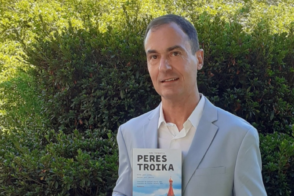 Escritor vianense premiado pela Historical Fiction Company