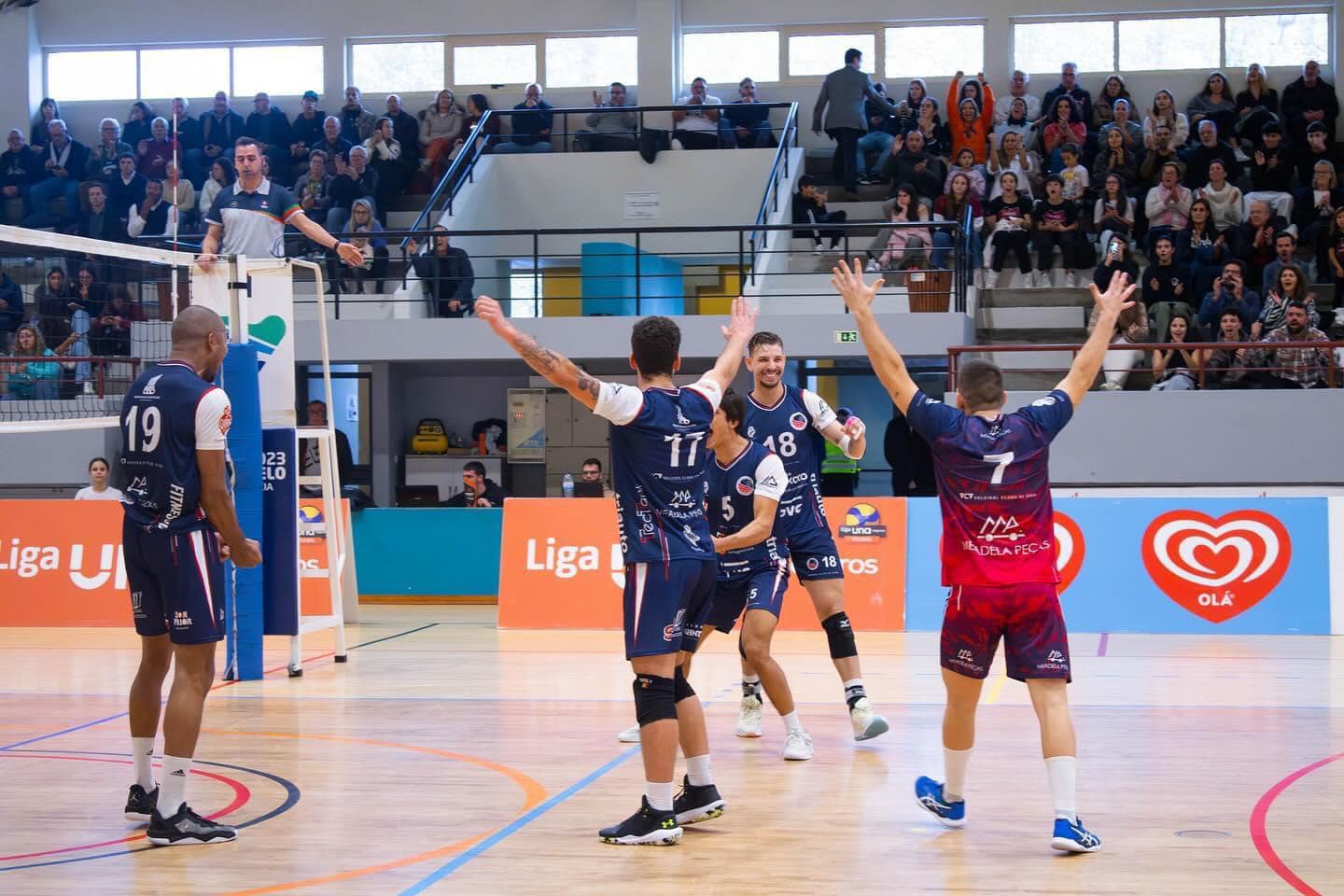 VC Viana foi a Guimarães vencer por 3-0