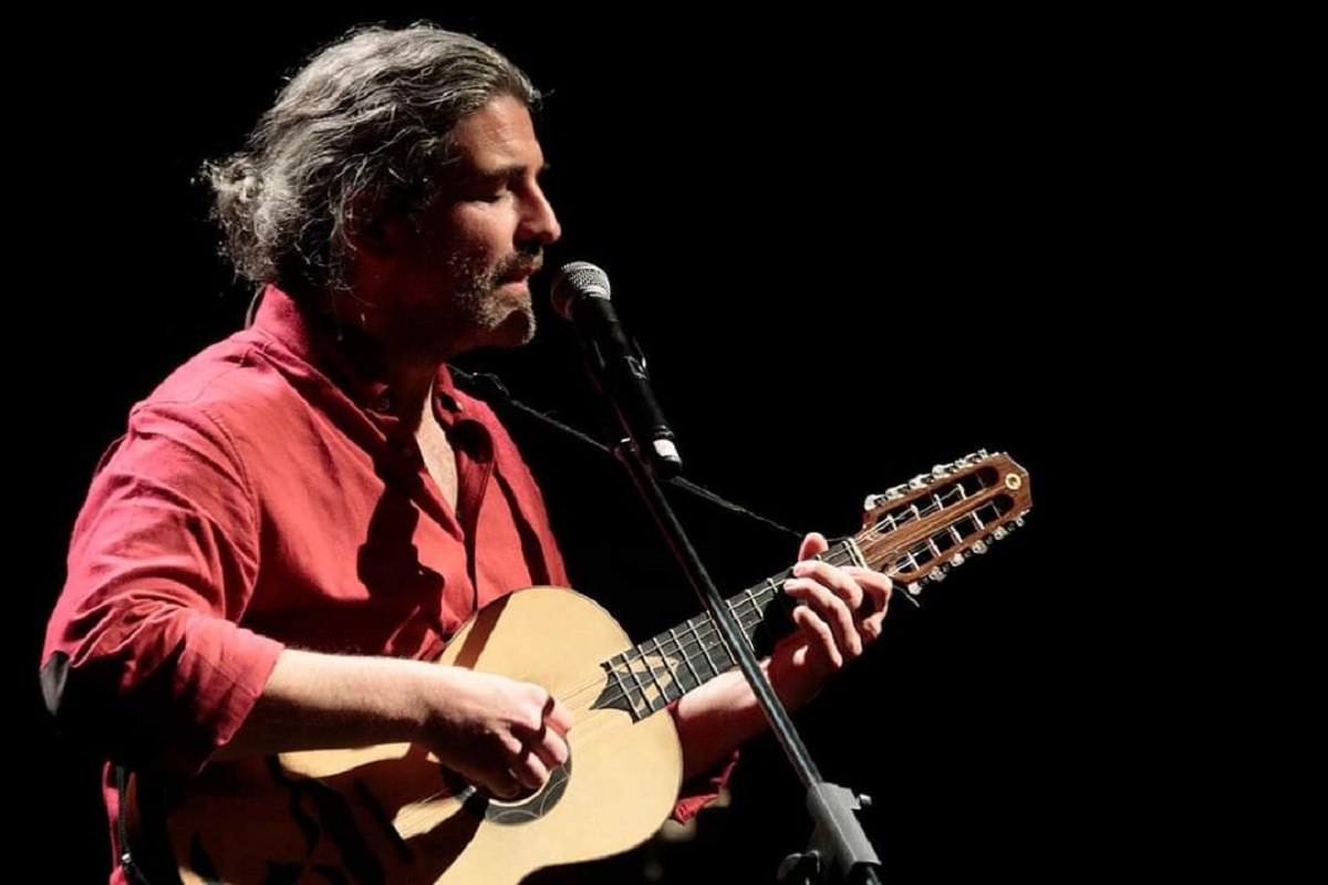 Daniel Cristo dá recital de cordofones em Viana