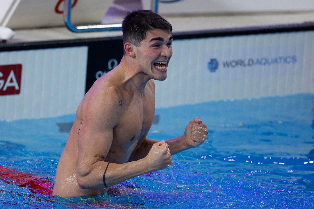 Diogo Ribeiro campeão do Mundo também nos 100 metros mariposa