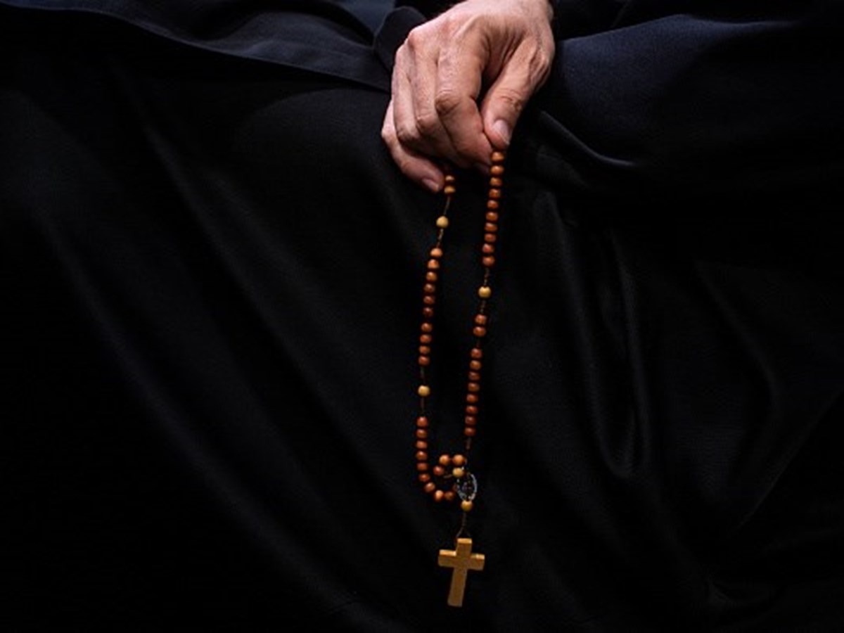 Catequista em paróquia do Minho acusado de pornografia e aliciamento de menor