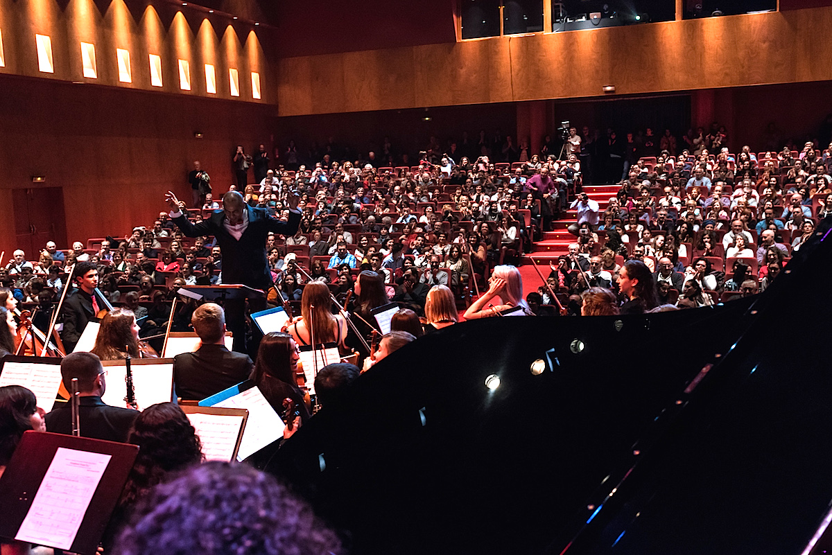 Cem músicos vão tocar “Havemos de ir a Viana” no Teatro Municipal de Tui