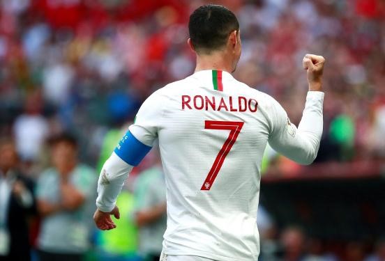 Lesão de Cristiano Ronaldo adia jogos na China; Al-Nassr busca brasileiro