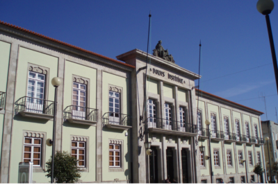 BE questiona Governo sobre degradação de tribunais de Viana