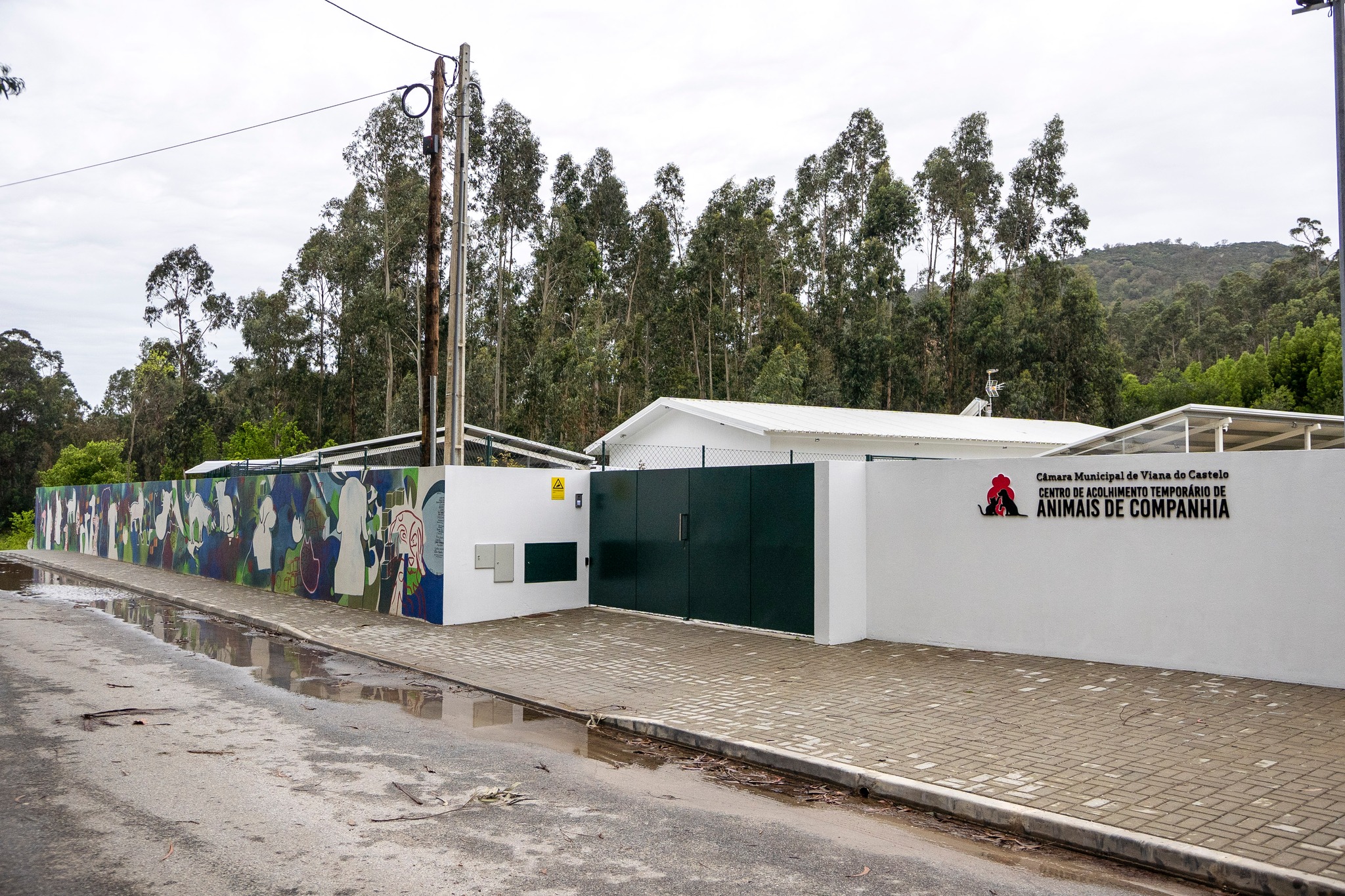 Inaugurado novo Centro  de Acolhimento Temporário de Animais de Companhia de Viana (c/vídeo)