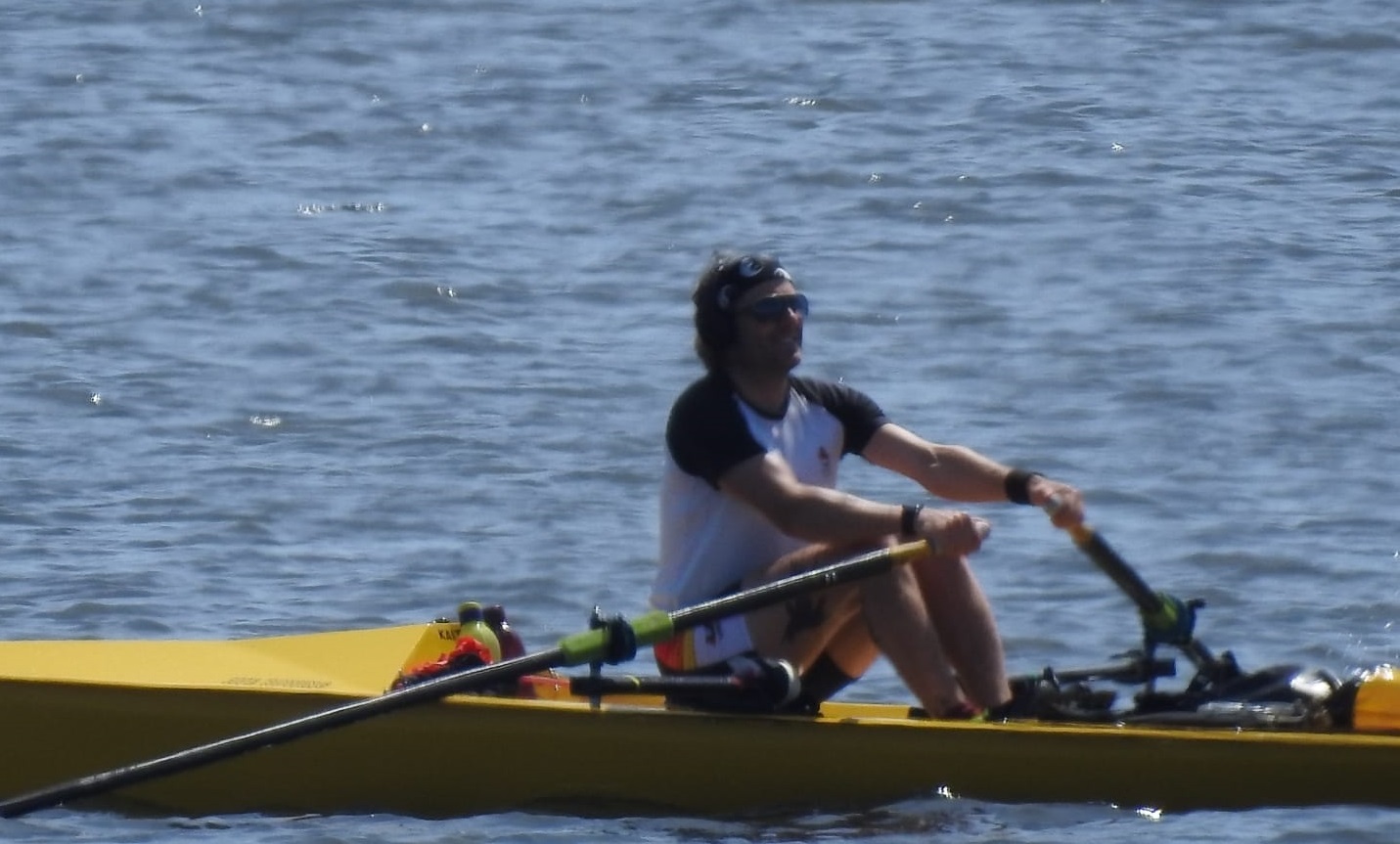 Vianense vai percorrer toda a costa portuguesa num barco a remos