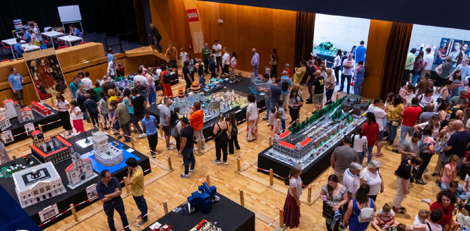 Atenção fãs! Paredes de Coura expõe construções Lego