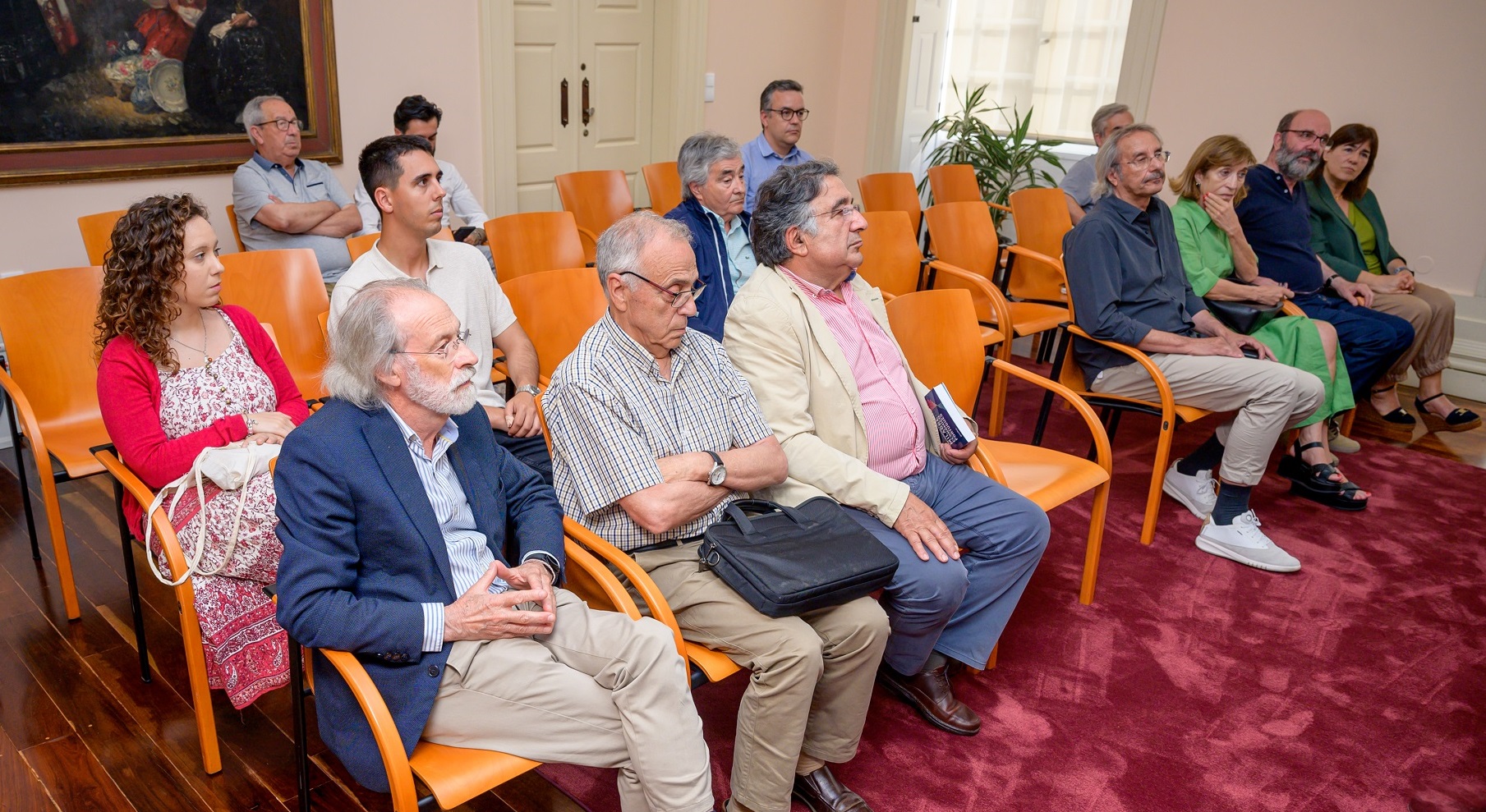 Viana firma protocolos de 373 mil euros com 12 associações culturais