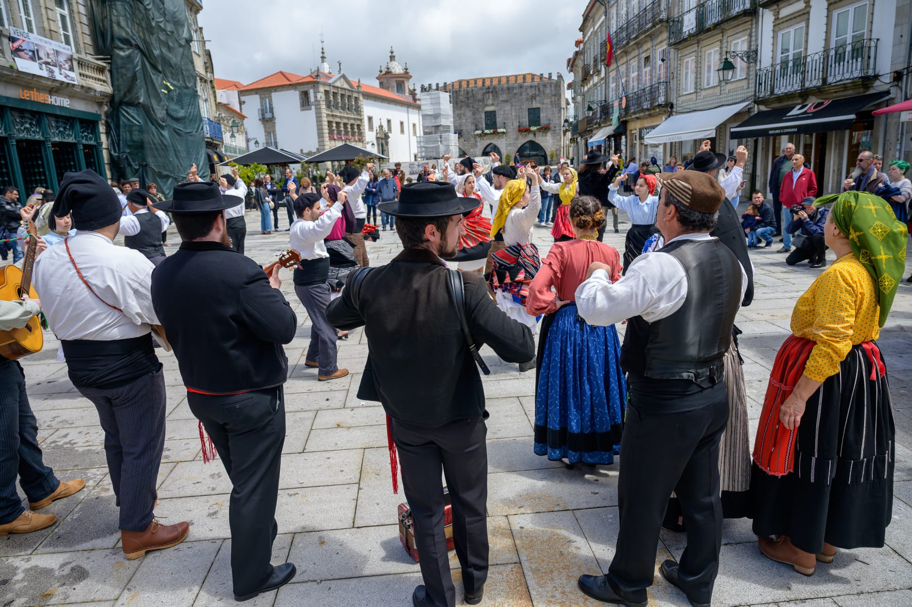 Este sábado! Feirão na Praça em Viana do Castelo