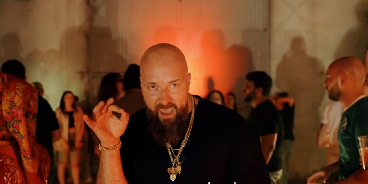 Humorista vianense lança “Rap d’Agonia”