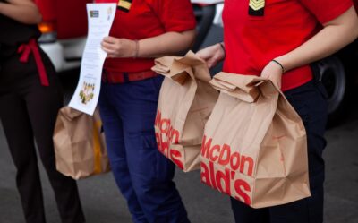 McDonald’s oferece refeições aos bombeiros até dia 4 de outubro