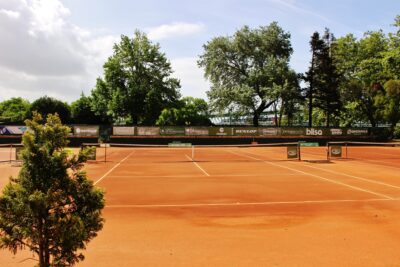 Clube de Ténis de Viana recebe torneio de veteranos