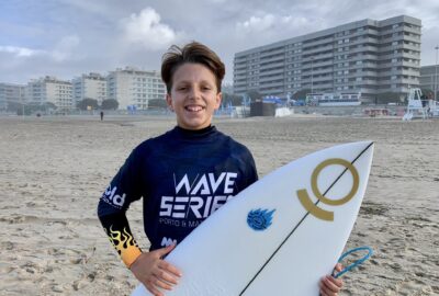 Pedro de Brito na “finalíssima” de surf esperanças