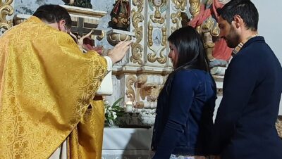 Grávidas recebem bênção em Friestelas