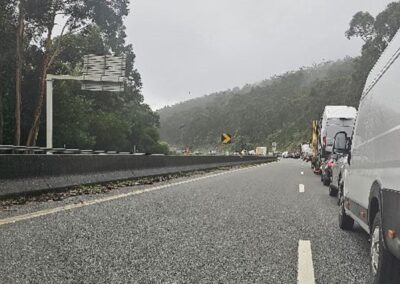 Colisão entre 4 viaturas condiciona trânsito na A28 em Outeiro