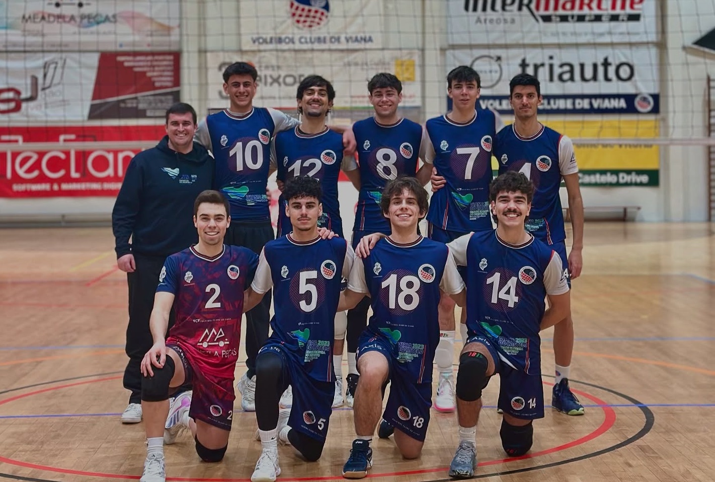Sub-21 do Voleibol Clube de Viana vão disputar acesso à fase final do campeonato