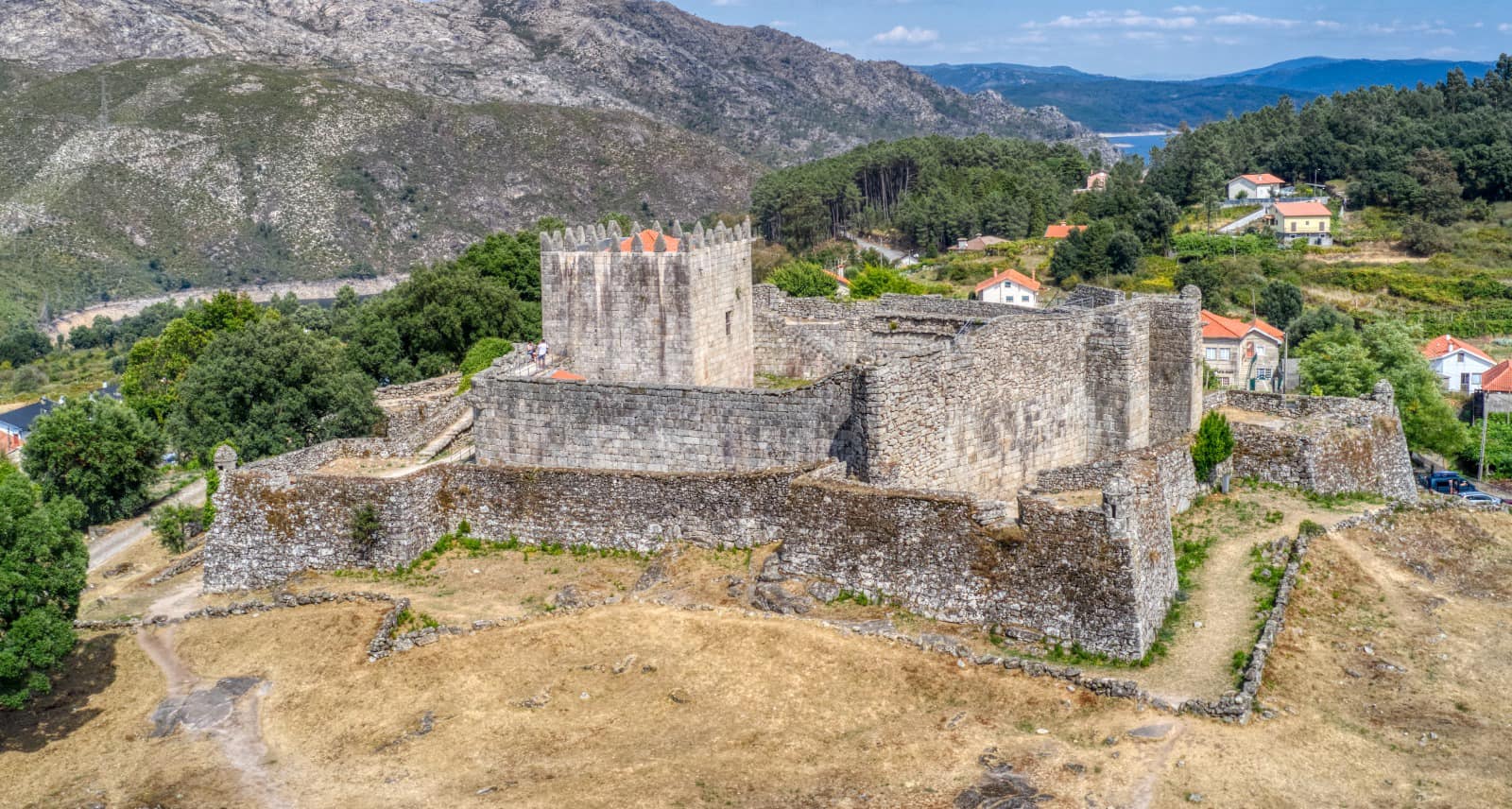 Ponte da Barca investe cerca de 100 mil euros na valorização do Castelo de Lindoso