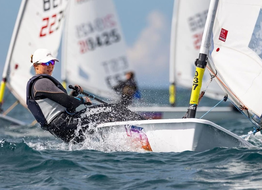 Velejadora vianense vence 51.º Torneio Internacional de Vela do Carnaval