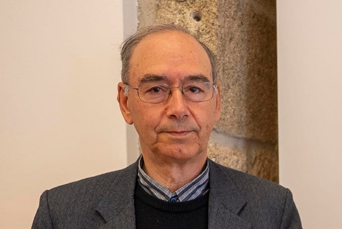 Padre Torres Lima apresenta “Uma língua de todos e para todos” em Viana