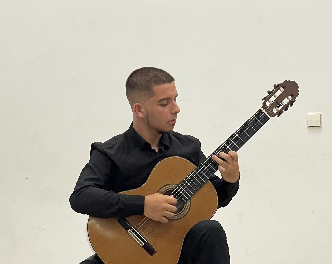 Viana: João Coelho dá recital de guitarra clássica em Subportela