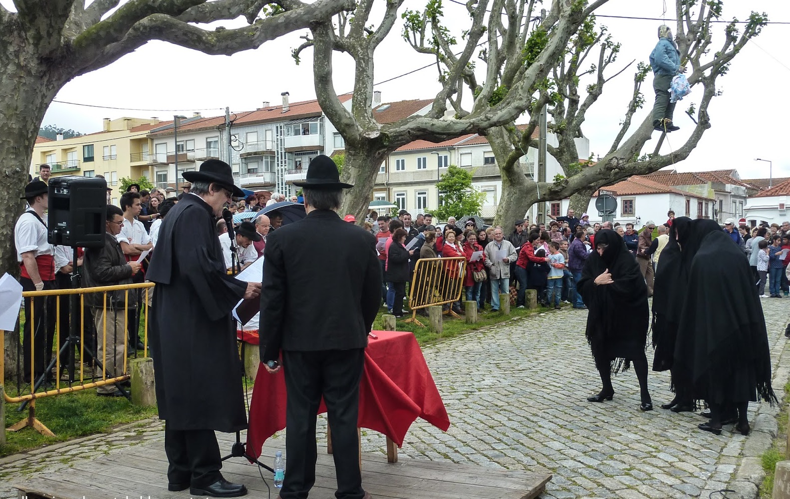 Viana do Castelo mantém da tradição e “queima” Judas este sábado