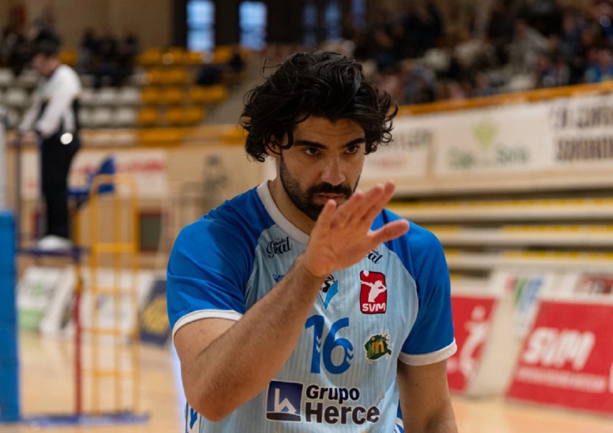 Voleibol Clube de Viana anuncia primeiro reforço: “Esta é a tua casa”