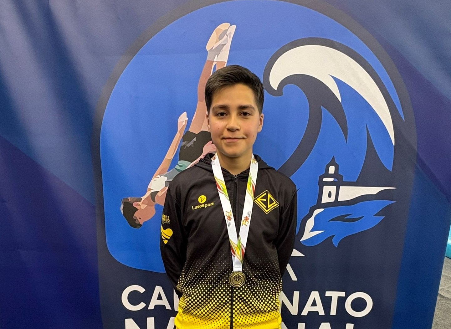 Ginasta vianense é campeão nacional em trampolim individual