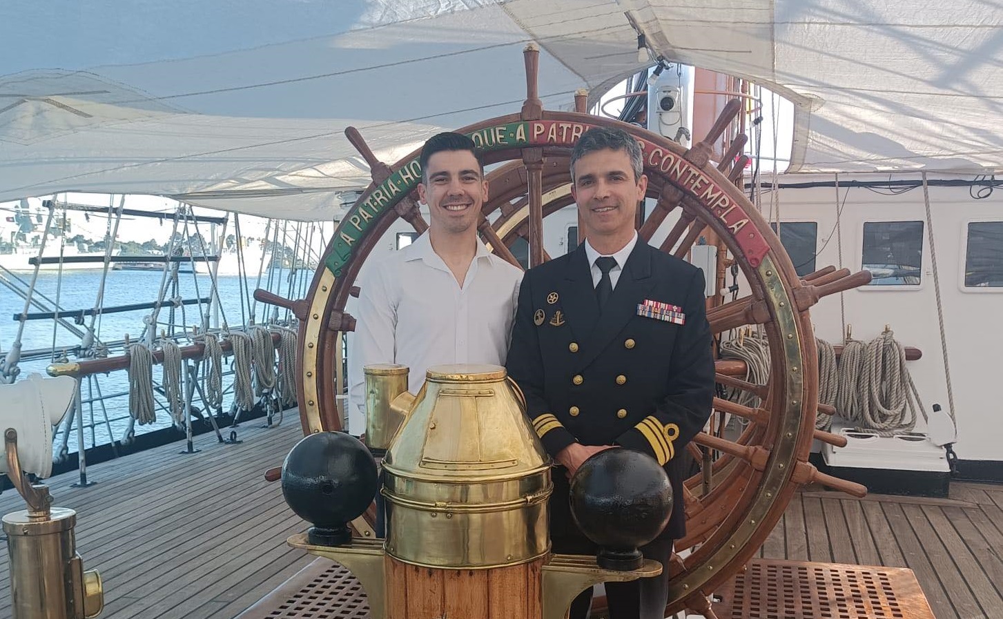 Campeão olímpico visita Navio-Escola Sagres: “Ambos dignificam Portugal no mundo”