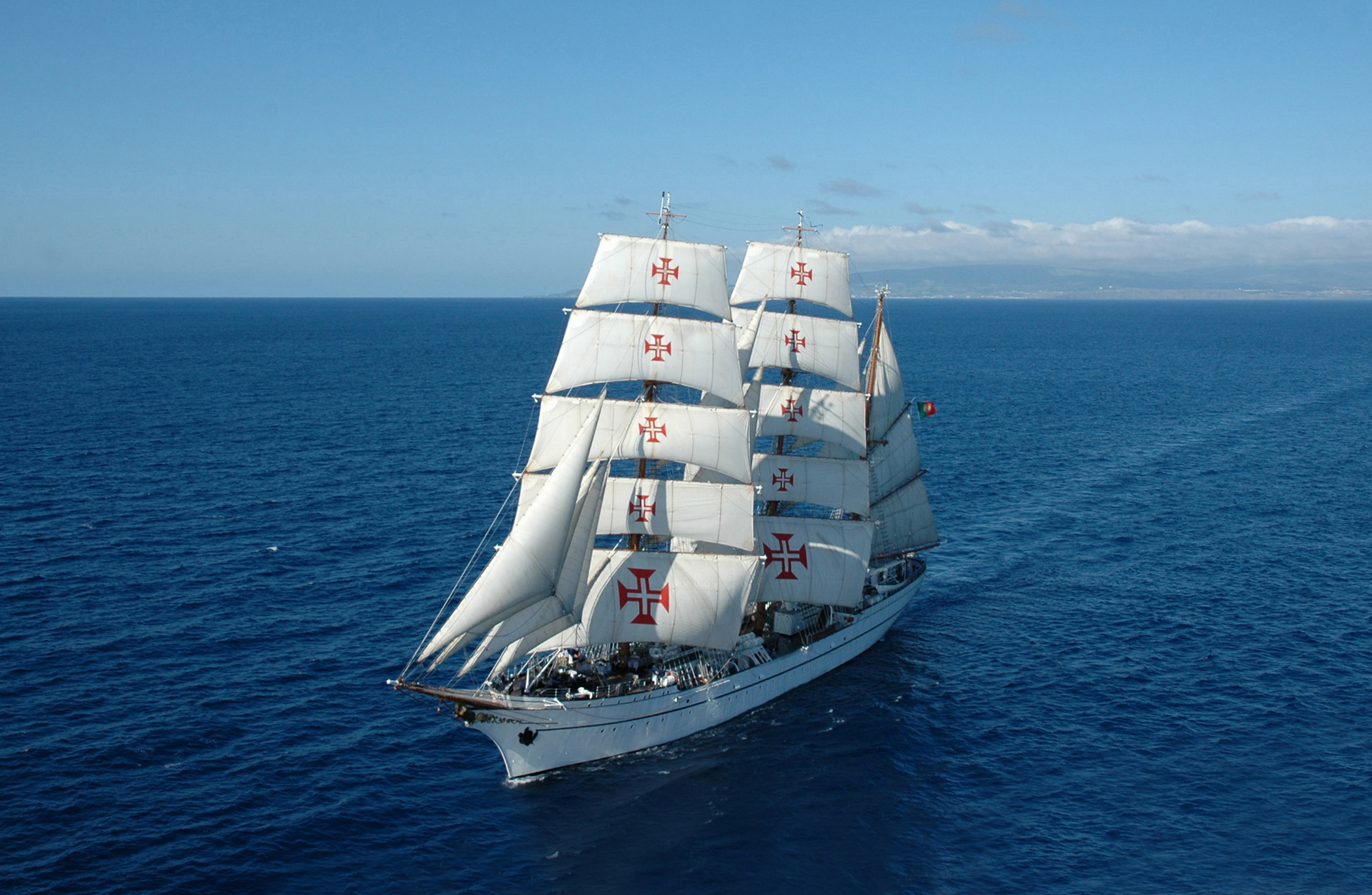 Marinha “atraca” em Viana com 1100 militares e o navio escola Sagres