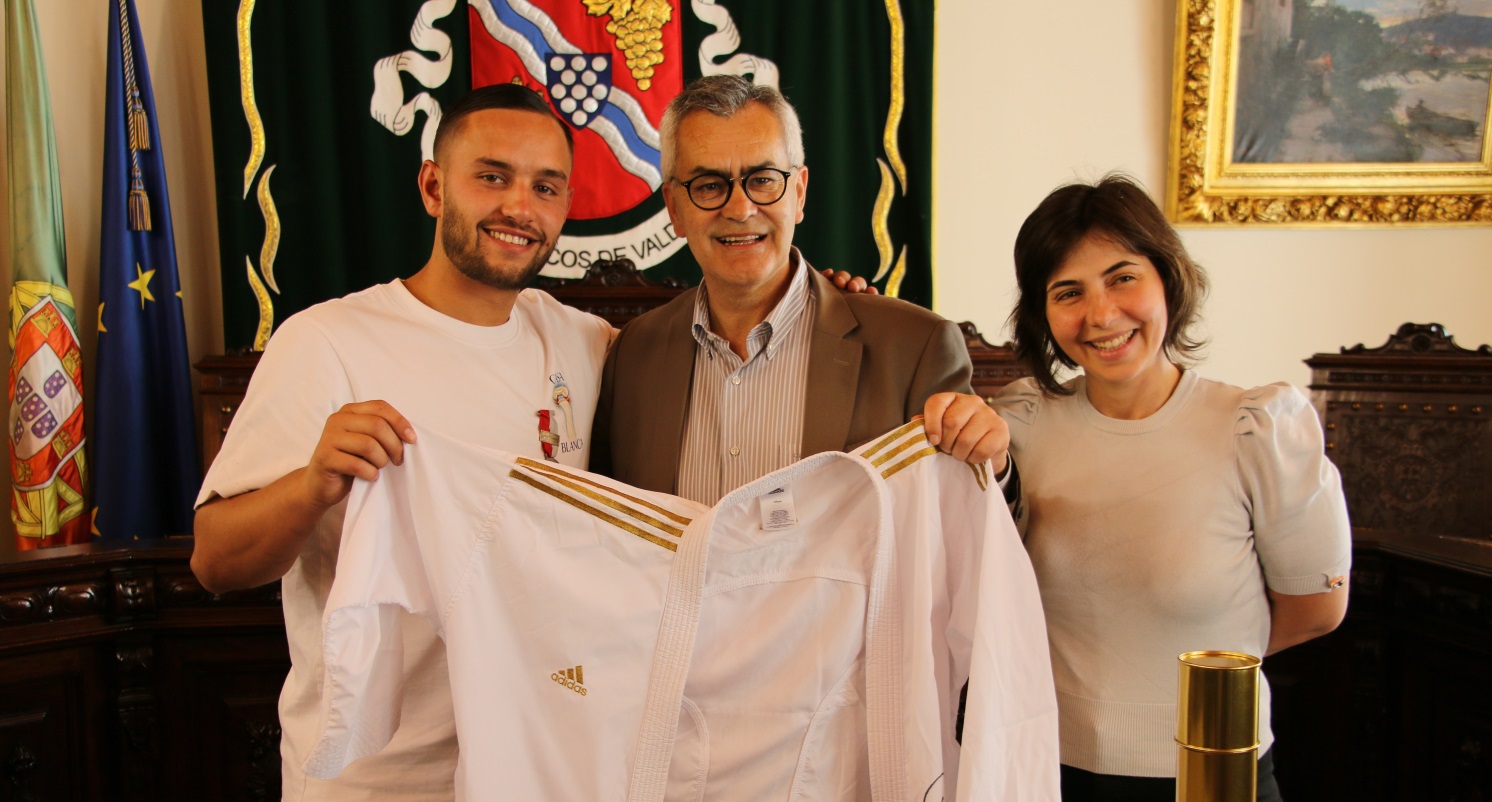 Arcos de Valdevez homenageia atleta olímpico Steven da Costa