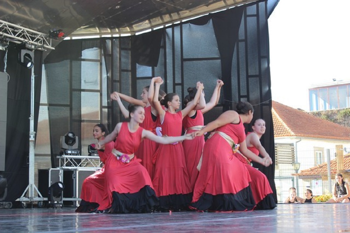 Festival de dança junta cerca de um milhar de bailarinos em Cerveira
