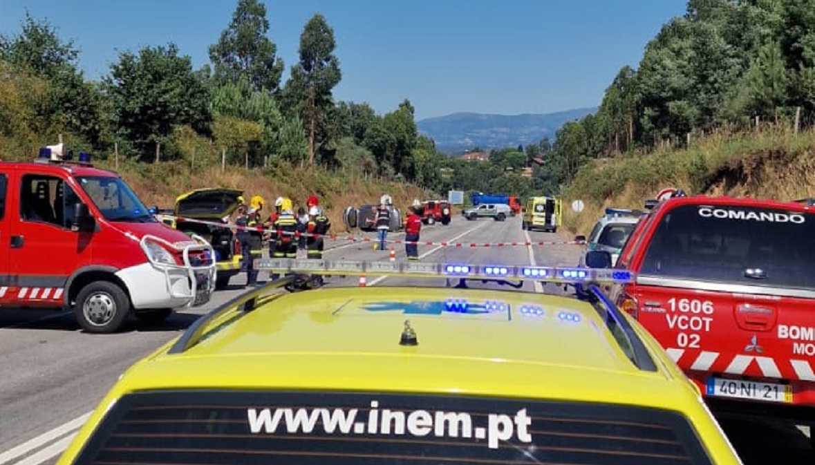 Motociclista morre em colisão com carro em Monção
