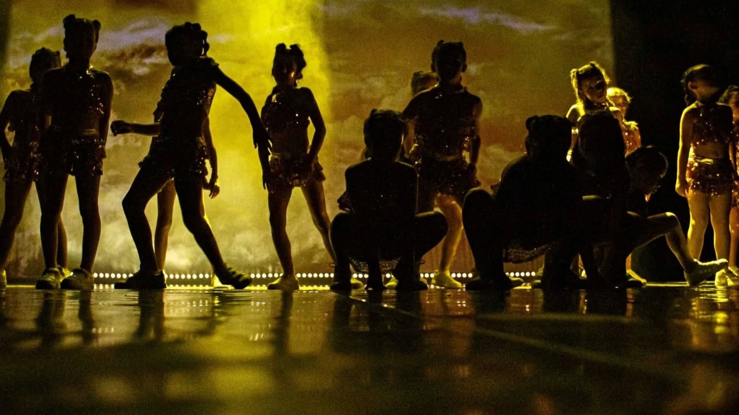 Espetáculo de dança “AURUM” sobe ao palco do Teatro Sá de Miranda